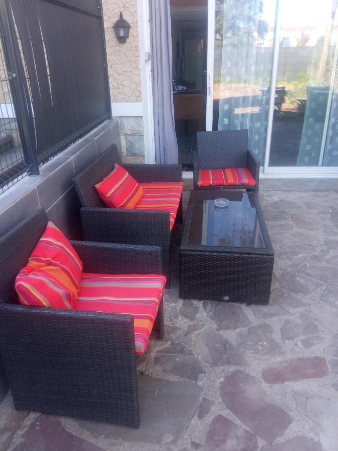 Chez Ben Avec Tout Le Confort Clim Wifi Netflix Gratuit كاسْتْرْ المظهر الخارجي الصورة